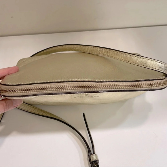 Kate Spade New York Crossbody Bag Gold & Metallic Leather - Picture 3 of 14